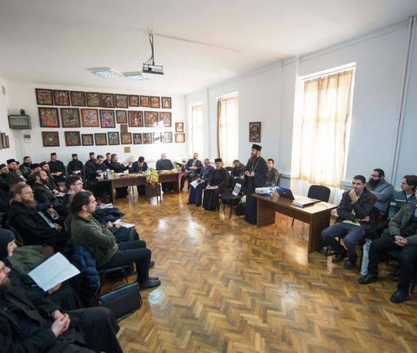 (Foto) PS Părinte Damaschin Dorneanul și-a susținut teza de doctorat: 692 de pagini și 3342 note bibliografice