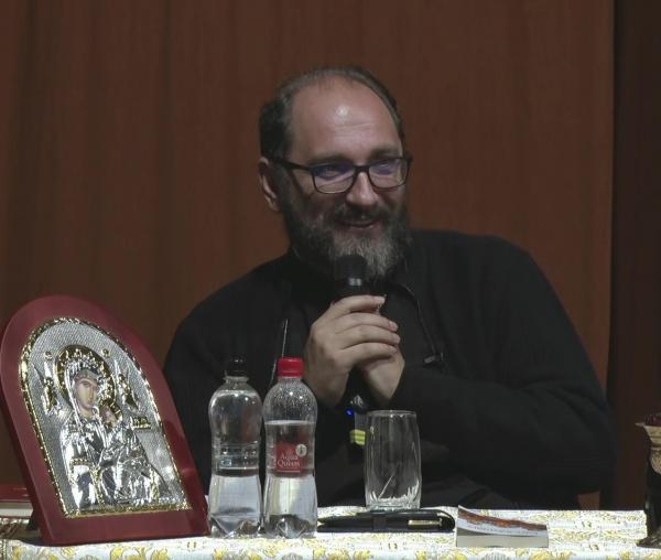((Video) Maica Domnului și intrarea Bisericii în lume – Părintele Constantin Necula | Partea a doua
