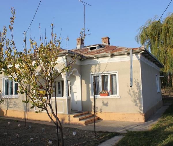 Casa părintelui Bejan de la Hârlău