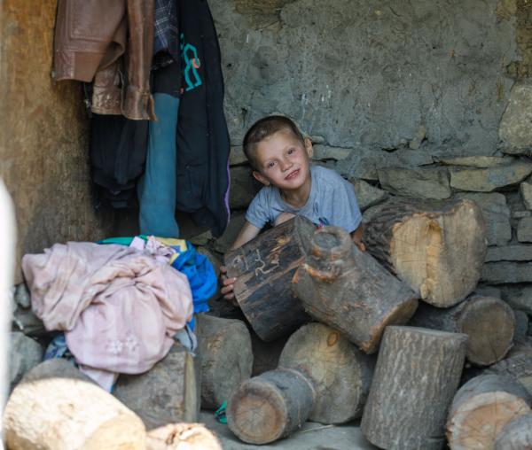 (Video) Cum ajutăm copiii din familiile numeroase