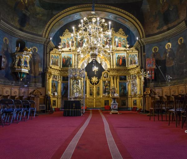 (Video) Importanța Sfintei Liturghii – dacă nu se vor mai face slujbe în vreme de coronavirus?
