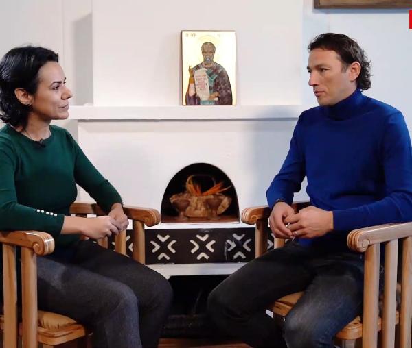 (Video) În dialog cu George Ogăraru: „Normalitatea în zilele noastre a devenit ceva destul de rar promovat”