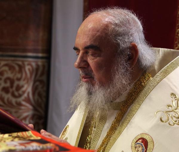 (Video) Rugăciune pentru încetarea epidemiei, rostită de Preafericitul Părinte Patriarh Daniel