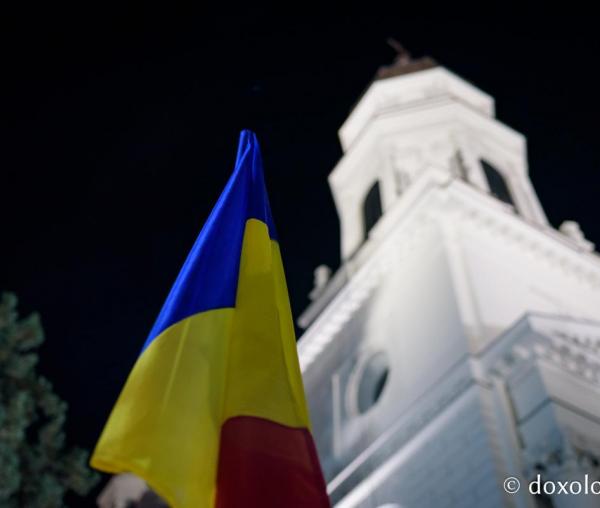 (Video) Părintele Constantin Necula: „La distanță legală, dar lângă noi, Sfinții României vindecă de teamă Țara”