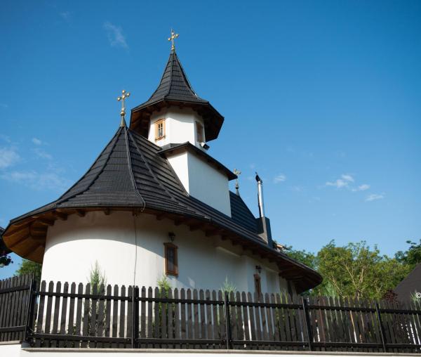 (Video) Nu putea Patriarhia Română să refuze închiderea Bisericilor?