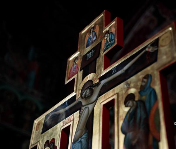 (Video) Hristos a murit pe Cruce, nu de cruce!