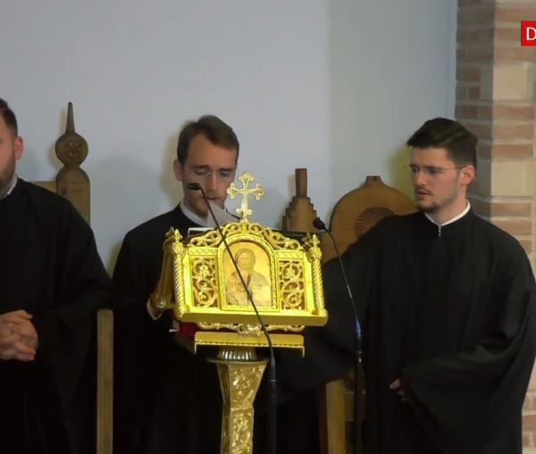 (Video) Intrarea Cea Mare - Heruvic glas 8 de Petru Lampadarie