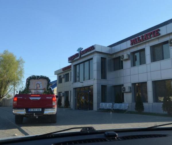 (Video) Pelerinaj istoric cu moaştele Sfintei Mare Muceniţe Chiriachi în Episcopia Huşilor