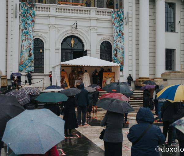 (Foto) Sfânta Liturghie la Catedrala mitropolitană din Iași în Duminica a 7-a după Paști