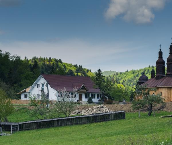 (Foto) Duminica a patra după Paști, în poiana Raiului de la Pocrov