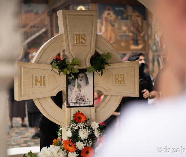 (Foto) Mănăstirea Petru Vodă: Sfânta Liturghie și slujba Parastasului pentru părintele Iustin Pârvu