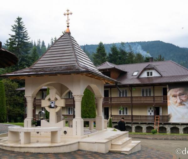 (Video) Părintele Iustin întotdeauna trăia suferința oamenilor și devenea deodată neliniștit