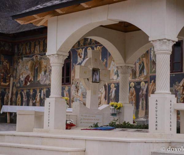 (Video) Niciodată părintele Iustin n-a fost un răzvrătit. El ne-a lăsat ca testament virtutea ascultării