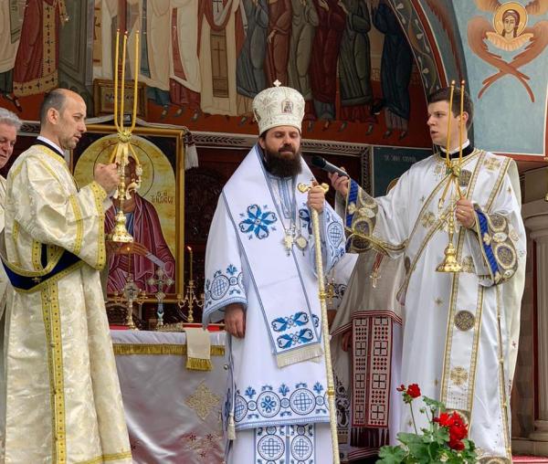 (Video) „Evanghelia: o invitație de a intra într-o relație intimă cu Dumnezeu” - Preasfințitul Părinte Benedict Bistrițeanul