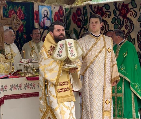 (Video) Darurile Duhului Sfânt învățăm să le trăim împreună în Biserică - PS Benedict Bistrițeanul