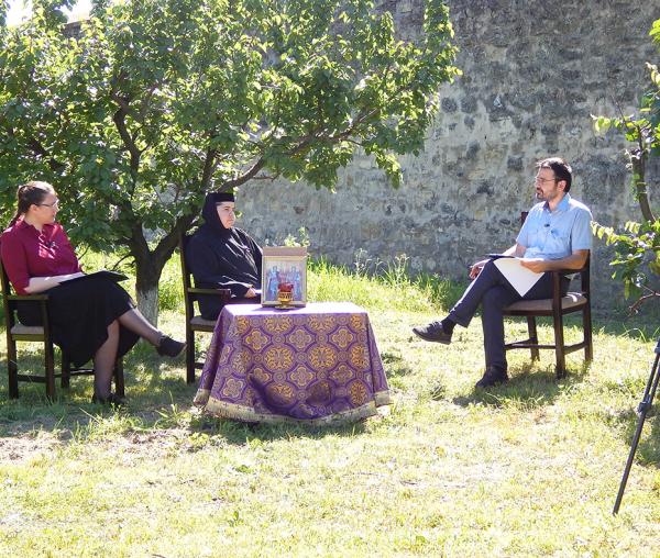 (Video) Mănăstirea Frumoasa, istorie în lumină