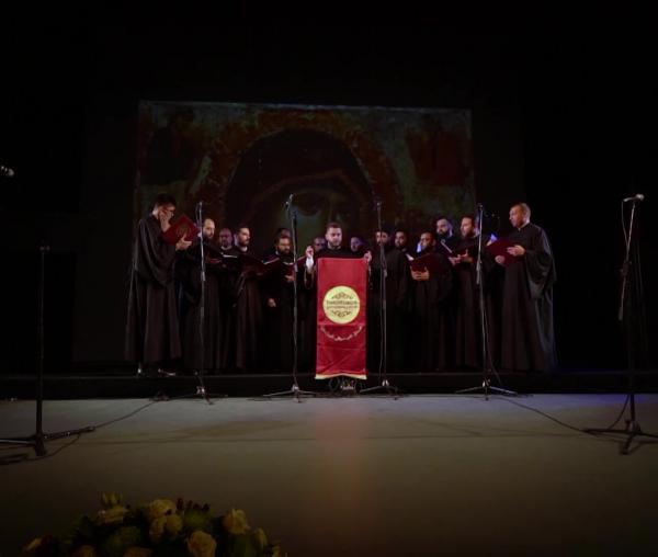 (Video) „Împărăteasă prealăudată” – Corul Ortodox „Theotokos” din Liban