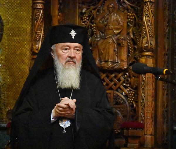 (Video) Cuvânt la depunerea jurământului de credință al absolvenților Facultății de Teologie Ortodoxă din Cluj-Napoca – IPS Andrei