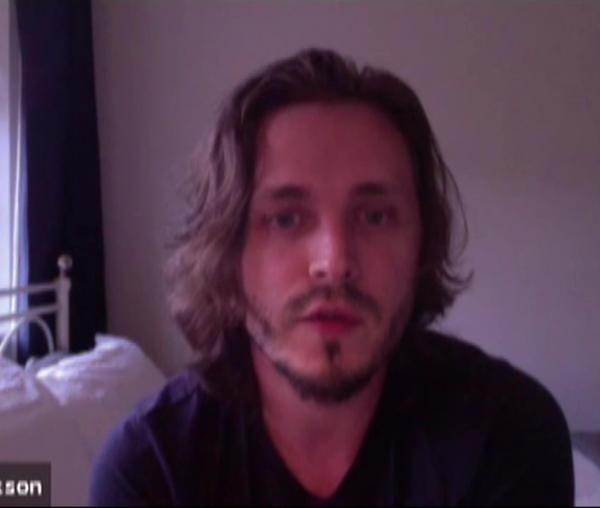 (Video) Actorul Jonathan Jackson, un dialog despre artă, știință și teologie cu părintele Răzvan Ionescu (partea I)
