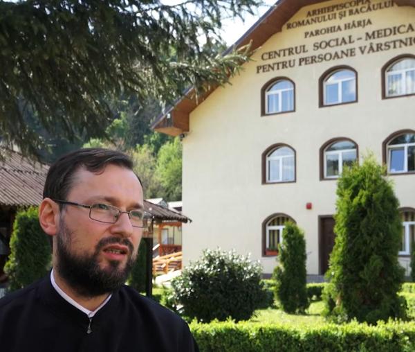 (Video) Interviu din carantină, la „Ferestre către suflet“, cu părintele Ilarion Mâţă: Ajutăm împreună bunicii de la Hârja!