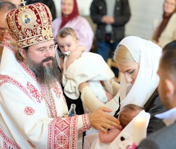(Foto) PS Părinte Macarie, în slujire euharistică la Borås și Göteborg