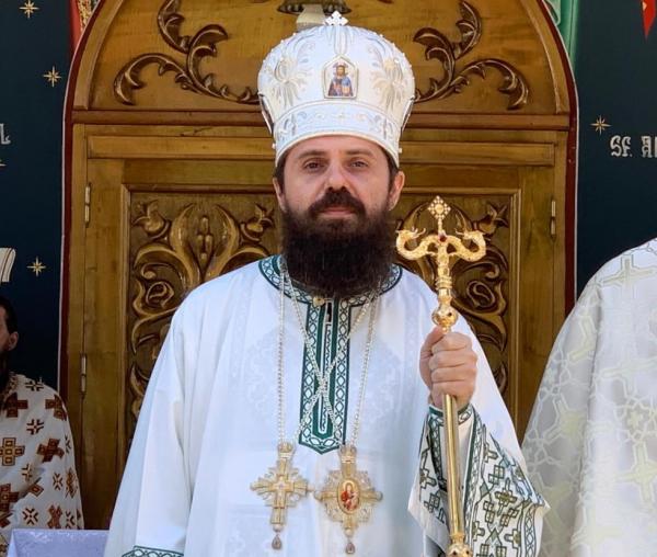 (Video) „Slava lui Hristos și slava lumii” – PS Benedict Bistrițeanul