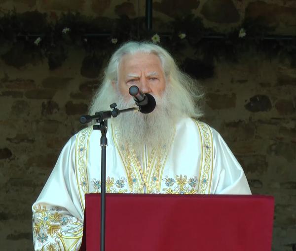 (Video) „Schimbarea la Față a Domnului ne descoperă puterea de transfigurare și de îndumnezeire a noastră, prin Sfânta Liturghie” – IPS Calinic