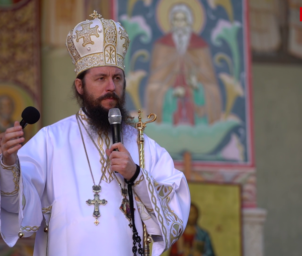 (Video) PS Damaschin: „Să trăim o viață de care să fim bucuroși atunci când se apropie clipa plecării!”