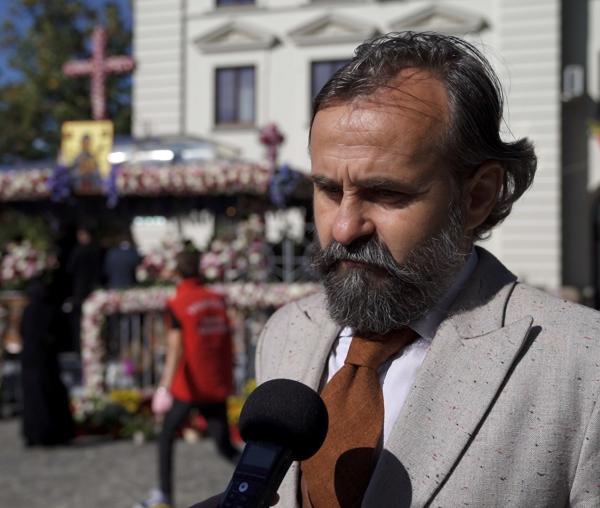 (Video) Designerul Florin Dobre: „Sfinții sunt prietenii mei de nădejde, care nu m-au trădat niciodată”