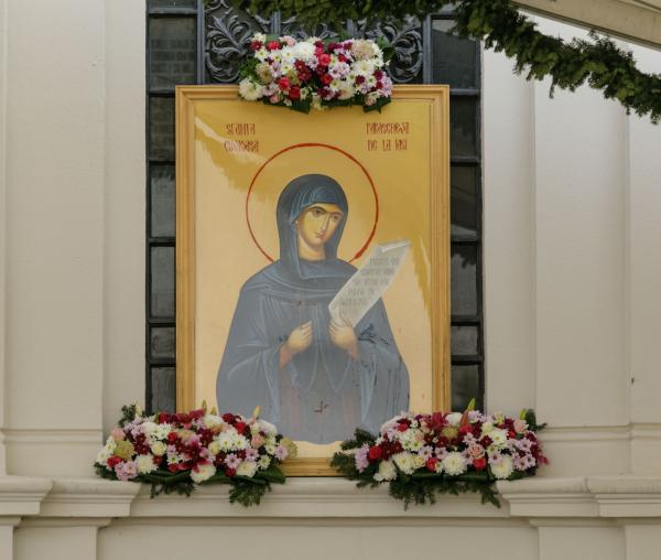 (Audio) Corul Diaconia al Arhiepiscopiei Romanului si Bacaului - Cântare închinată Sfintei Parascheva - Slava la laude glasul al II-lea plagal