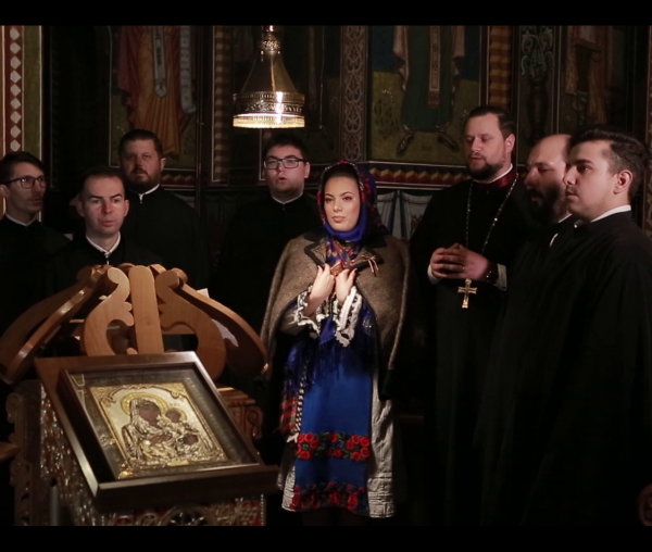 (Video) „La săvârșitu' lumii” – Nicoleta Iulia Câmpan și grupul psaltic „Theologos”