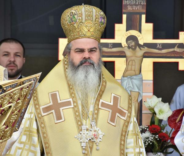 (Video) Episcopul Ignatie al Hușilor – Predică la Duminica a 25-a după Rusalii (a samarineanului milostiv)
