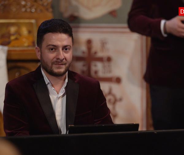 (Video) Colindul ninsorilor – Corala „Armonia”
