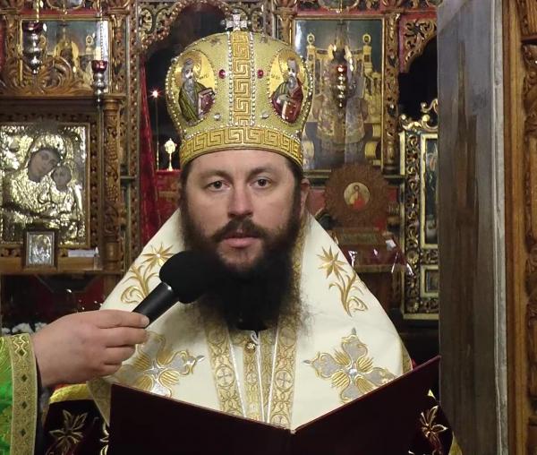 (Video) „Nu doar în piatră s-a sculptat frumos la Dragomirna, ci inimi împietrite au dobândit aici frumusețe lăuntrică.” – PS Damaschin