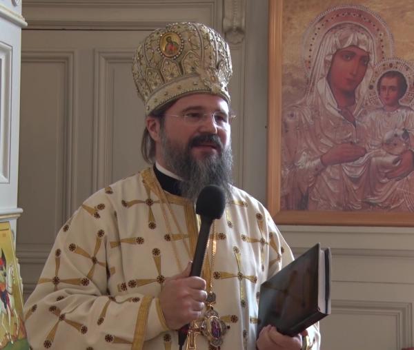 (Video) „De ce oare îi iubim pe Sfinții Trei Ierarhi Vasile, Grigorie și Ioan?” – Preasfințitul Macarie