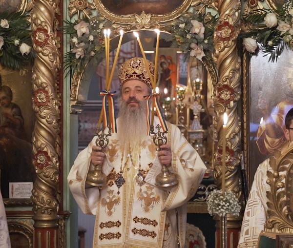 (Video) Binecuvântare arhierească în Parohia „Sfinții  Voievozi” Roșca din Iași