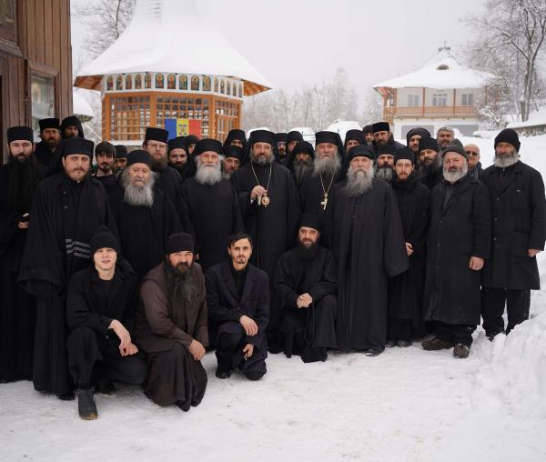 (Video) Canonul cel mare și Liturghia Darurilor la Mănăstirea Sihla