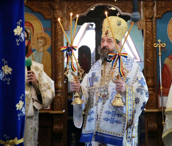 (Video) Slujbă arhierească la Parohia „Sfântul Nicolae” Bohotin