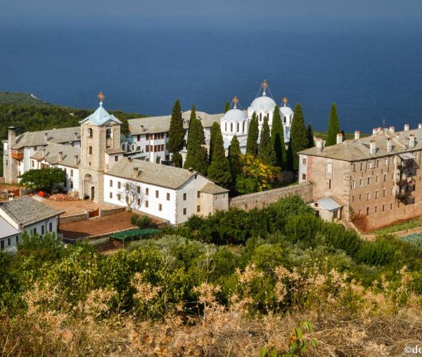 (Video) Minuni trăite în Muntele Athos de părintele ieromonah Arsenie de la Pângărați