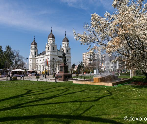 (Foto) Primăvara – prilej de înnoire sufletească alături de Sfânta Parascheva
