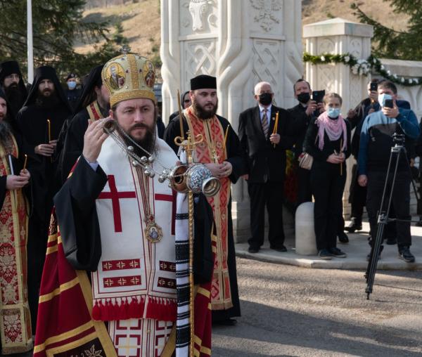 (Foto) Mănăstirea Putna: S-au împlinit 80 de ani de la masacrul de la Fântâna Albă