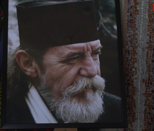 (Video) Părintele Dumitru Merticariu, fratele Preasfințitului Părinte Varlaam Ploieșteanul, a fost înmormântat
