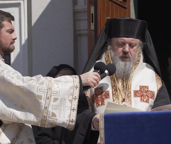 (Video) „Pr. Dumitru Merticariu, un preot misionar, harnic și jertfelnic” – Părintele Patriarh Daniel