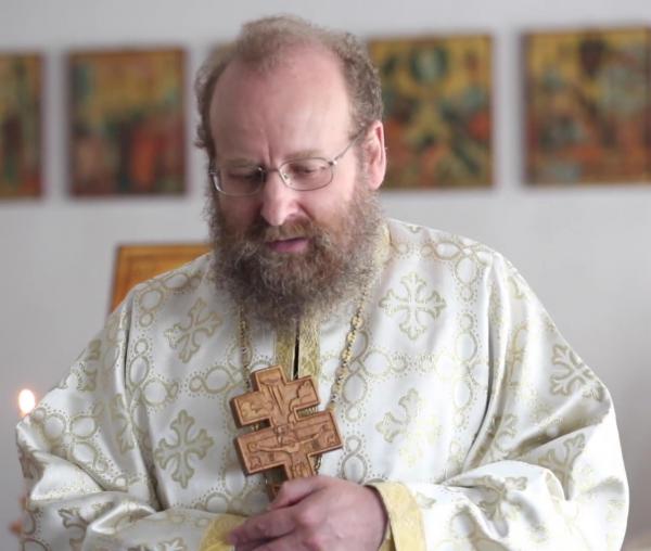 (Video) PS Sofian Brașoveanul – Predică la Sărbătoarea Sfinților Împărați Constantin și Elena