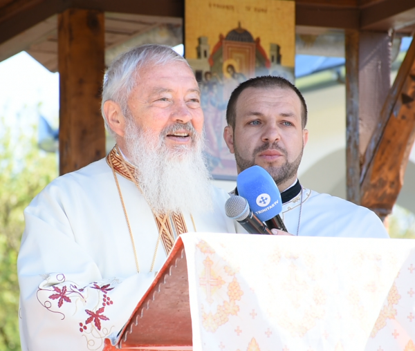(Video) „Bucuriile sfinte” – IPS Andrei