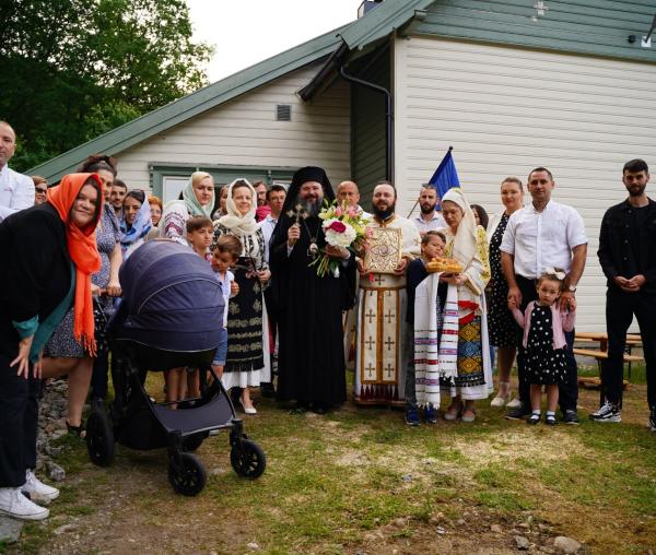 (Foto) Duminica Tuturor Sfinților, în biserica românească din Kristiansand (Norvegia)