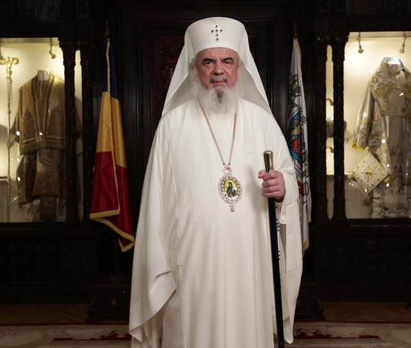 (Video) Părintele Patriarh Daniel: „Sfânta Parascheva – ocrotitoare a Moldovei și călăuză a tuturor pelerinilor care caută sfințenia lui Hristos”