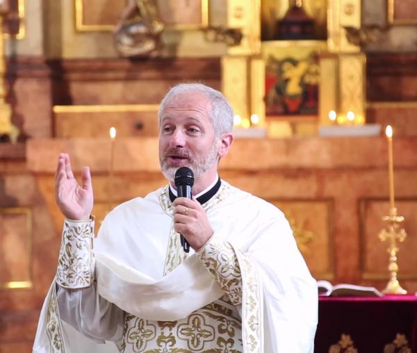 (Audio) Să faci Tu, Doamne, din inima mea, o candelă vie să arzi Tu în ea – Pr. Daniel Benga