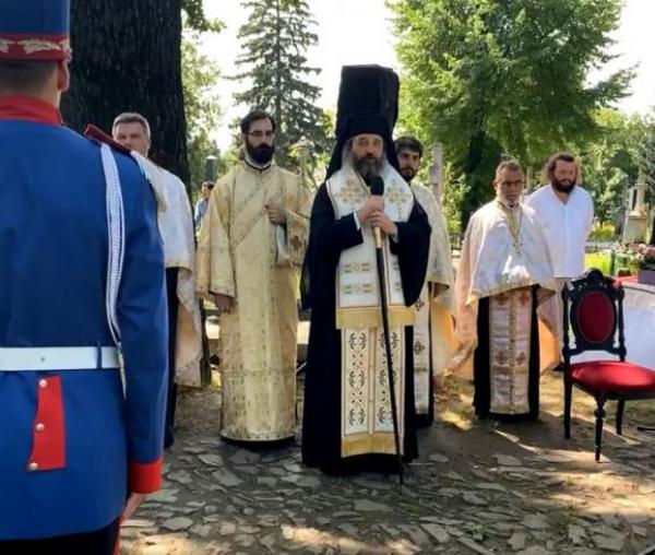 (Video) PS Părinte Nichifor a sfințit un monument închinat lui Mihail Kogălniceanu în cel mai mare cimitir ieșean