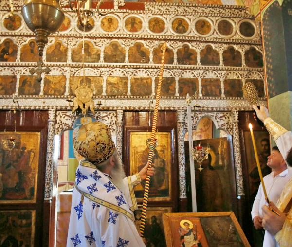 (Video) Biserica Parohiei Obrijeni a fost târnosită de Părintele Mitropolit Teofan